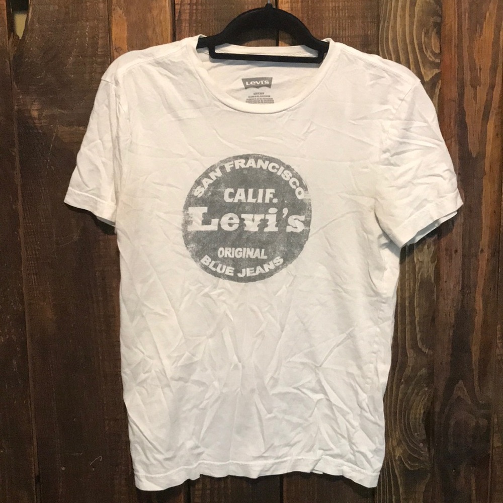 Levi’s shirt